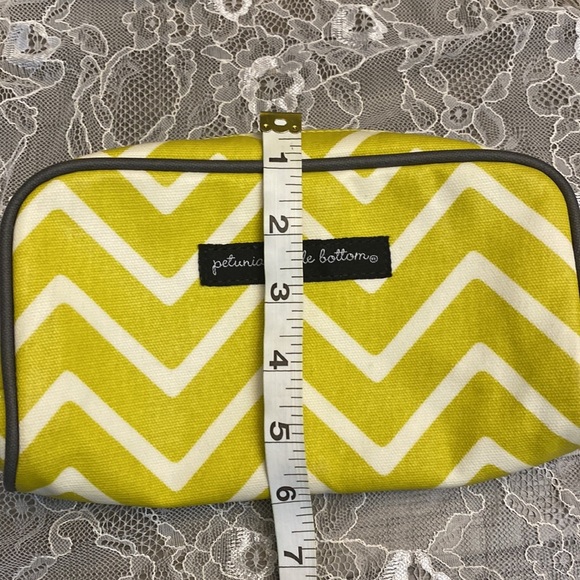 PETUNIA PICKLE BOTTOM SMALL BAG - Picture 10 of 11
